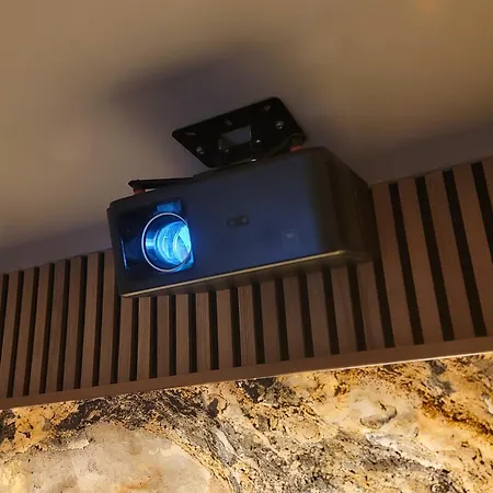 Love Room Valence Appartamento *