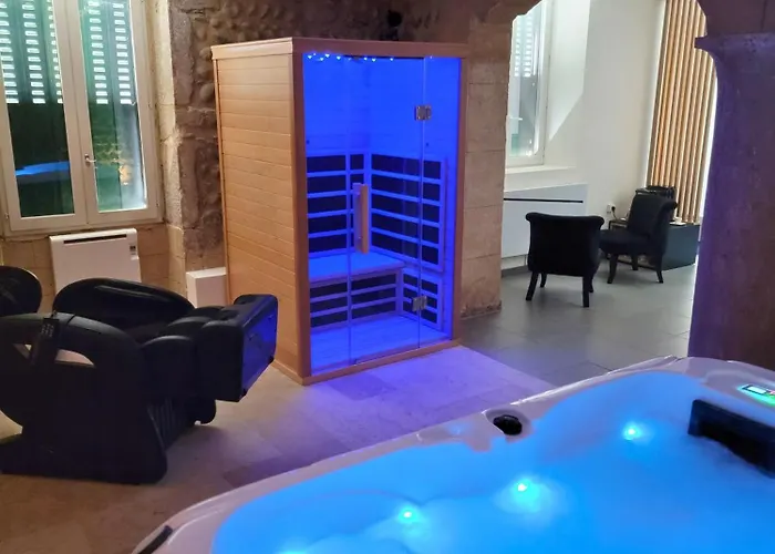 Love Room Valence Valence